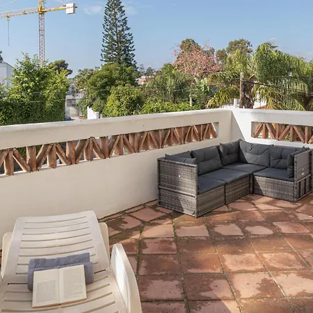 Apartamento Sunbeach - Puerto Banus Marbella Exterior photo